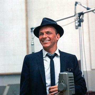 frank-recording-at-capitol-studio-c-west-hollywood-april-1953-sinatra-is-the-subject-of-the-biography-22frank-the-voice22-by-james-kaplan-c2a9-sid-avery