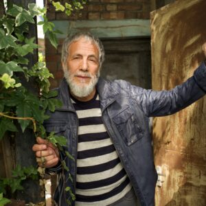 Yusuf_credit_Danny_Clinch_YCS_Archives.